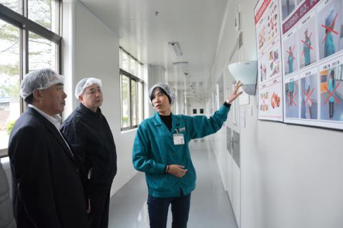 中國科學院張偲院士、佛山科學技術學院曾崢書記帶隊考察我司院士工作站